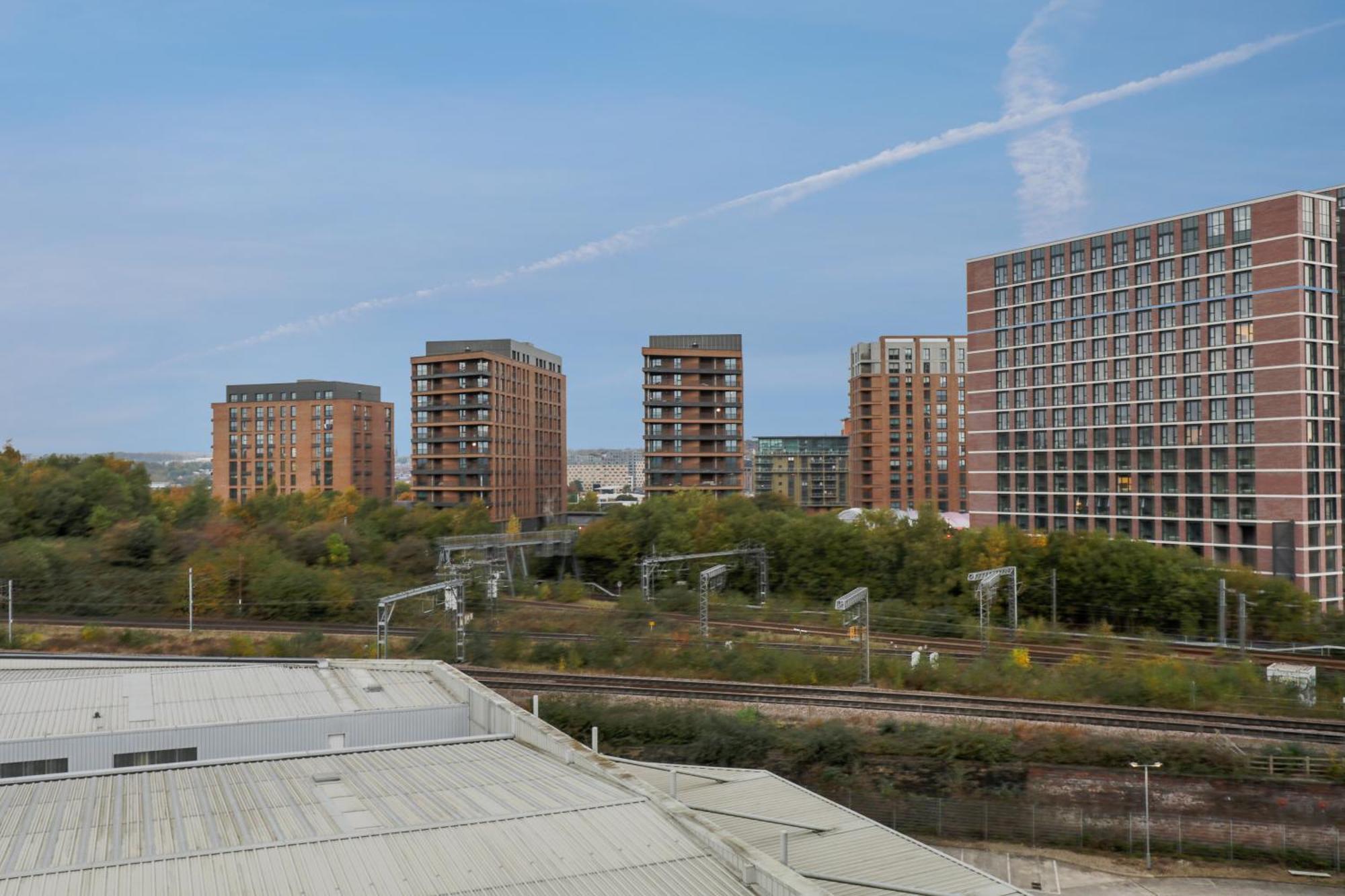 Springwell Suite - City Centre - Balcony & Pool Table - 3 Bed Leeds  Bagian luar foto