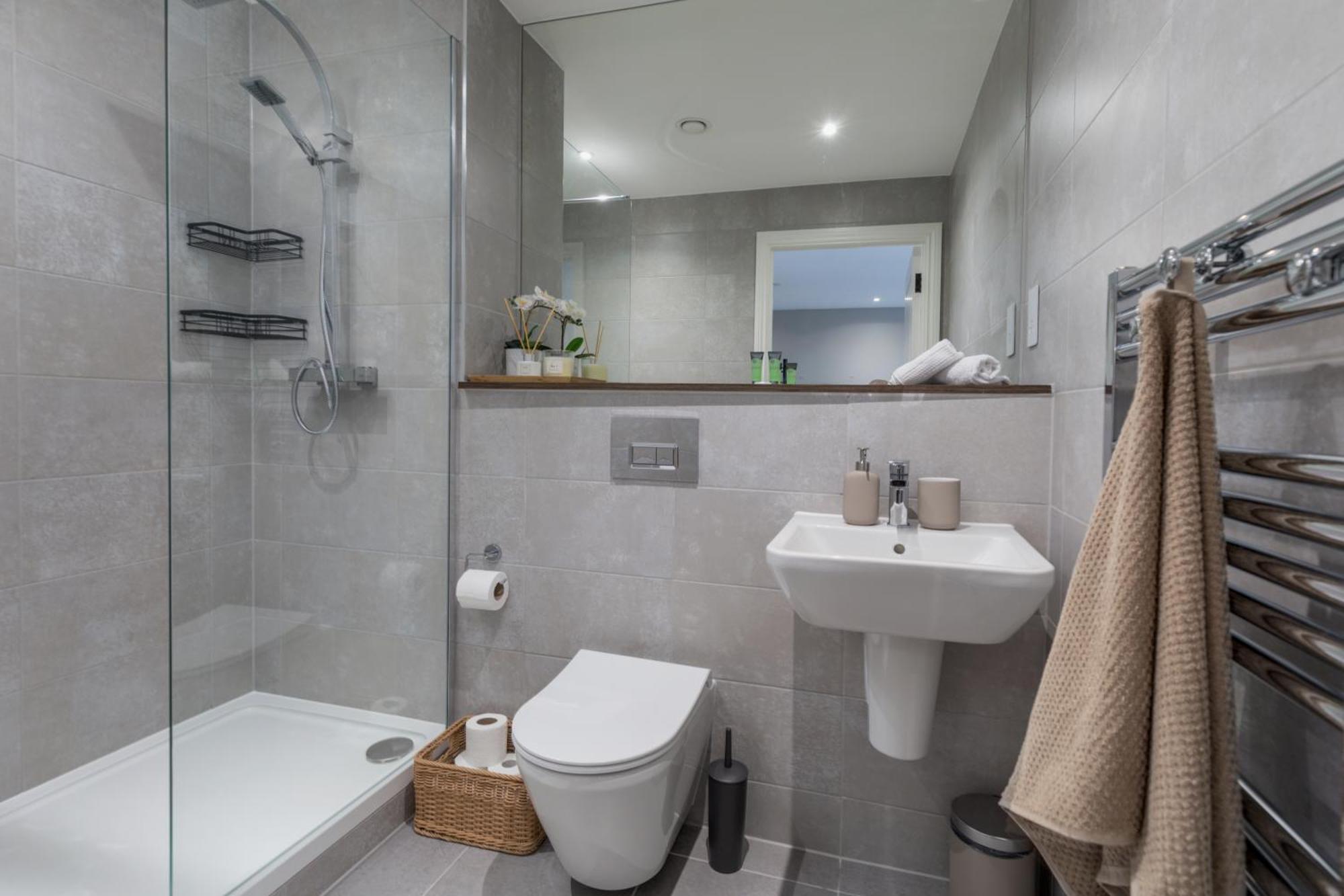 Springwell Suite - City Centre - Balcony & Pool Table - 3 Bed Leeds  Bagian luar foto
