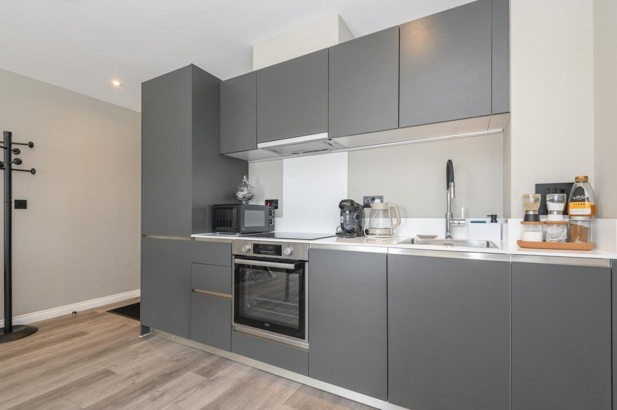 Springwell Suite - City Centre - Balcony & Pool Table - 3 Bed Leeds  Bagian luar foto